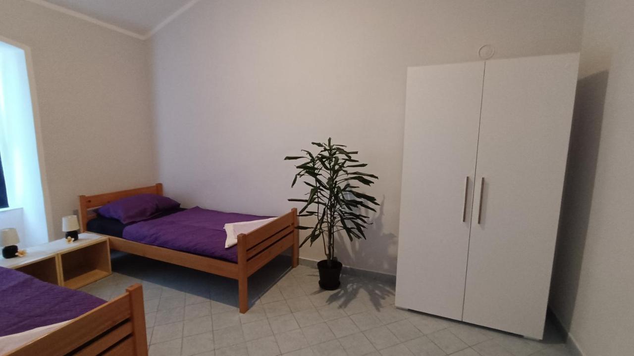 Studio apartment Jemi Pola Esterno foto