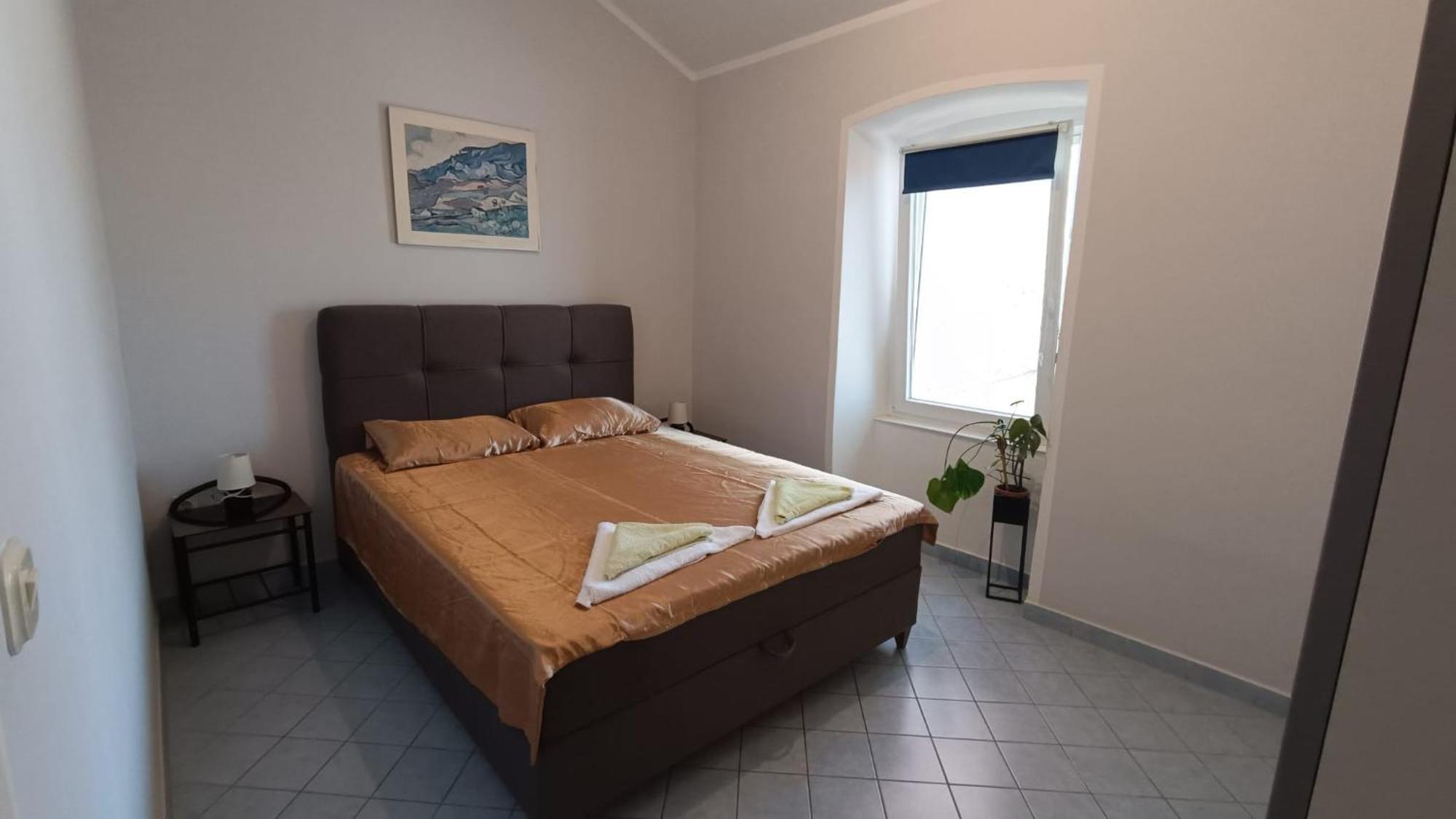 Studio apartment Jemi Pola Esterno foto